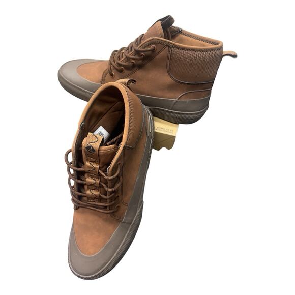 SPERRY Halyard Storm Size 10.5 Water-Resistant High Top Sneaker Boots Gorpcore - Picture 1 of 10